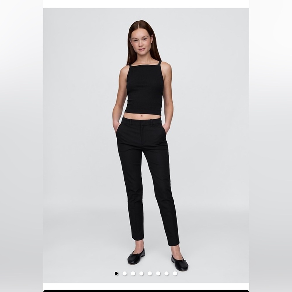 NWOT Mid Rise BiStretch Slim Ankle Pants. Size 16 Tall.